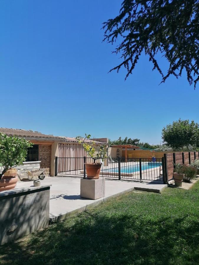 Mas Ribou Apartment Barbentane Exterior photo